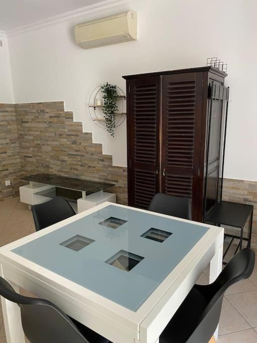 Villa Serenice - F2 Au Calme, Climatise, Wifi Et Parking Gratuit Exterior photo